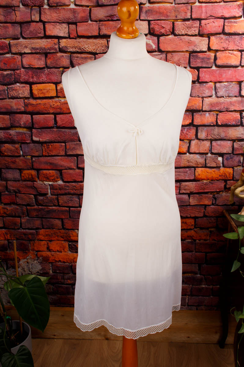 Vintage Unterkleid weiß Lochspitze