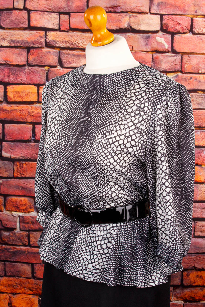80er Powerdress schwarz-weiß 80er Abendmode Disco Frau M 40-42 real-80er Rockabilly schwarz Special vintageberlin.de