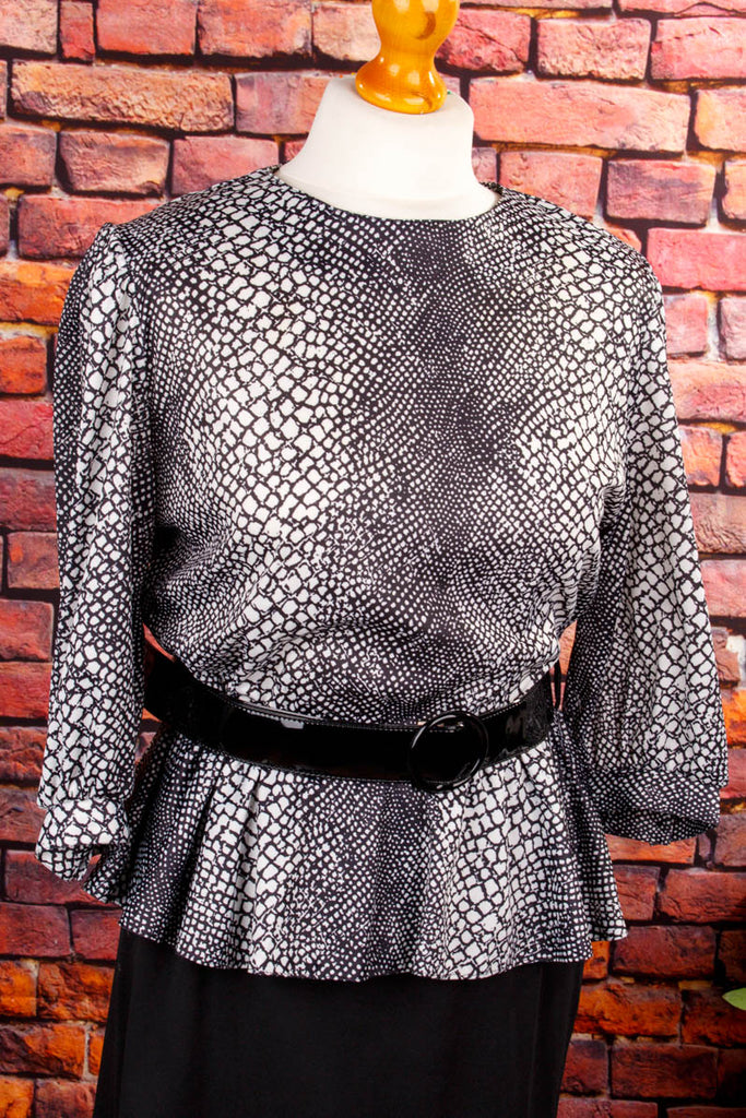 80er Powerdress schwarz-weiß 80er Abendmode Disco Frau M 40-42 real-80er Rockabilly schwarz Special vintageberlin.de
