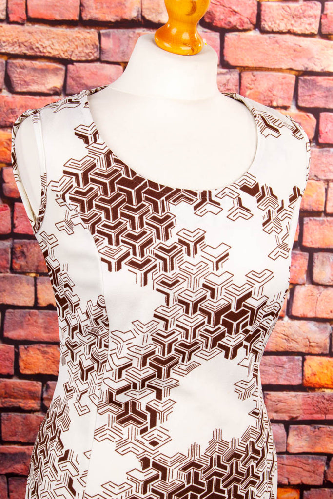 60er Etuikleid braun-weiß 60er braun Disco Frau Mod real-disco Rockabilly S 36-38 Schlager Sekretärin Special weiß vintageberlin.de