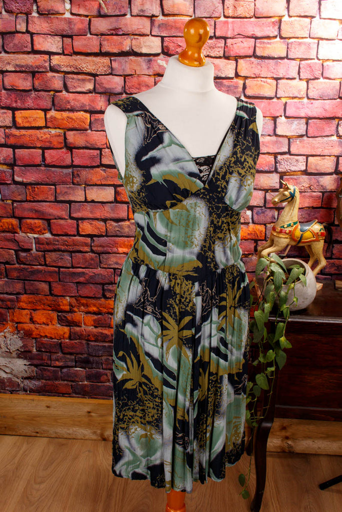 Vintage Sommerkleid Dschungelmuster Default Title 90er Boho Frau grau grün M 40-42 vintageberlin.de