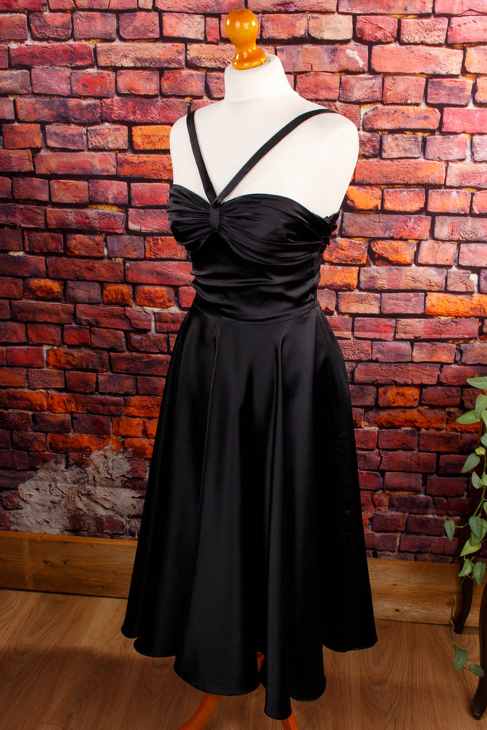 Vintage Tanzkleid schwarz Satin 70er 80er 90er Abendmode Disco Frau Gothic Petticoat real-80er real-rockabilly Rockabilly S 36-38 schwarz Special XS 32-34 vintageberlin.de