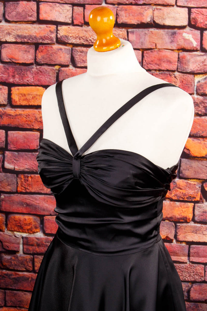 Vintage Tanzkleid schwarz Satin 70er 80er 90er Abendmode Disco Frau Gothic Petticoat real-80er real-rockabilly Rockabilly S 36-38 schwarz Special XS 32-34 vintageberlin.de