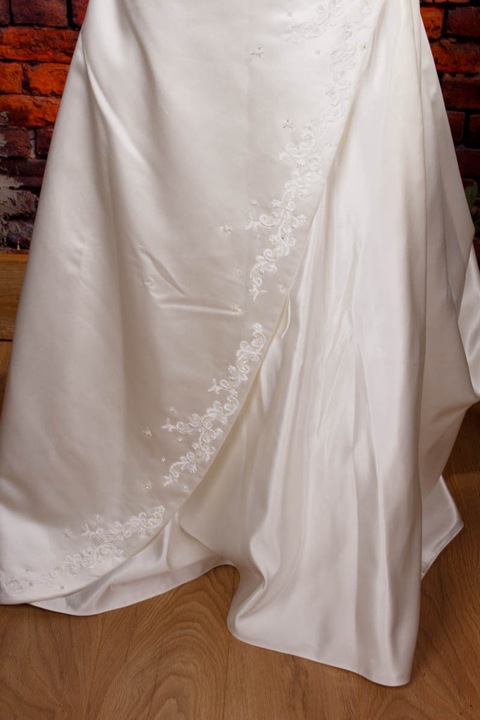 trägerloses Brautkleid creme Frau Hochzeit L 44-46 Special weiß vintageberlin.de