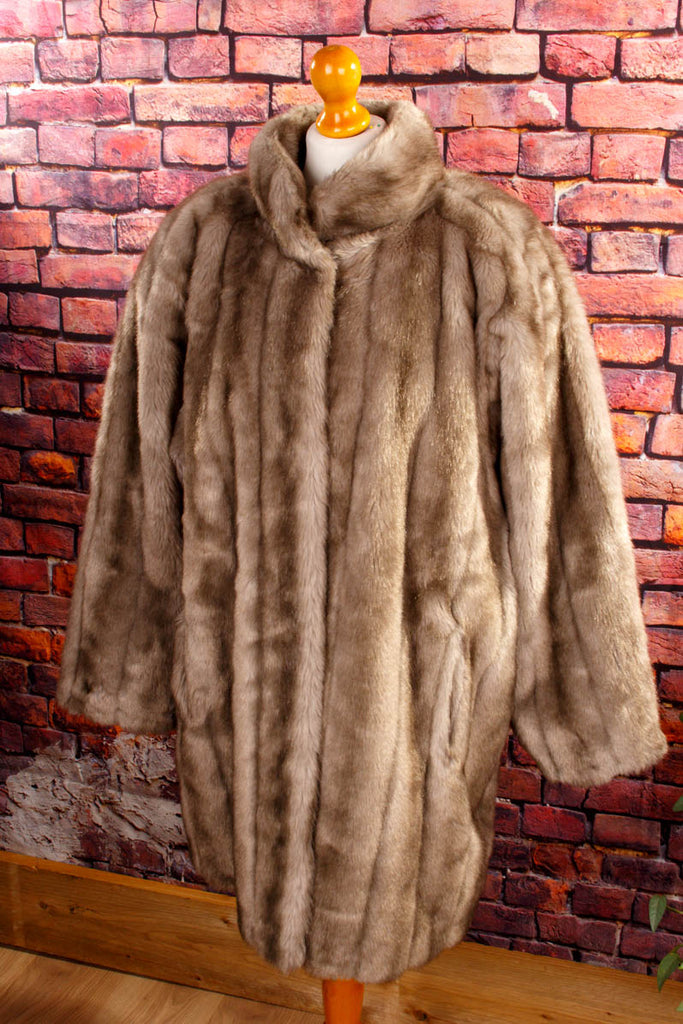 Vintage Fake Fur beige Nerzlook 80er 90er beige Boho Frau L 44-46 Rockabilly Special vintageberlin.de