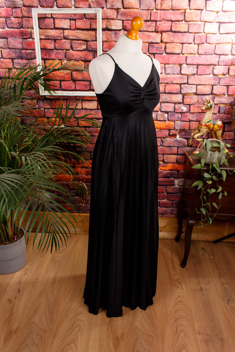 70er Abendkleid schwarz Plissee