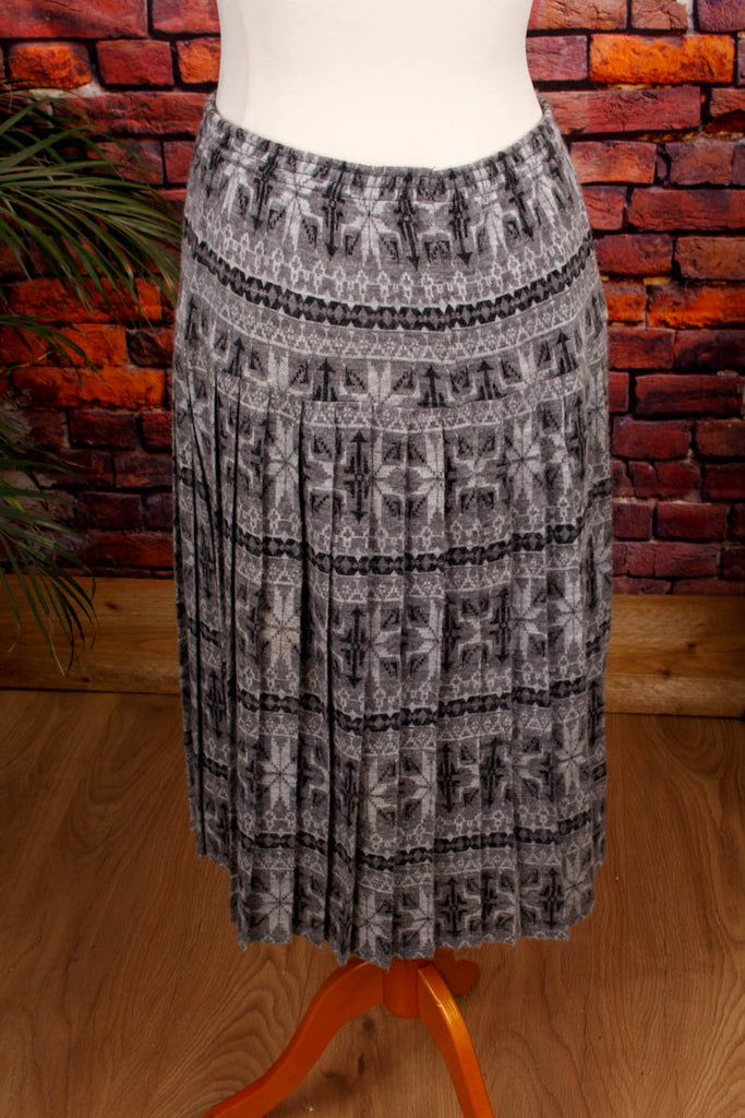 Flanell Faltenrock grau Muster Frau grau L 44-46 M 40-42 Special vintageberlin.de