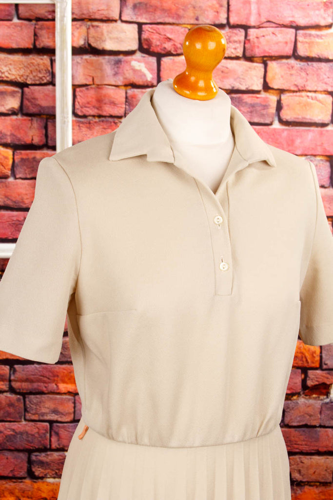 Vintage Plisseekleid beige 60er 70er beige Disco Frau M 40-42 S 36-38 Schlager Special vintageberlin.de
