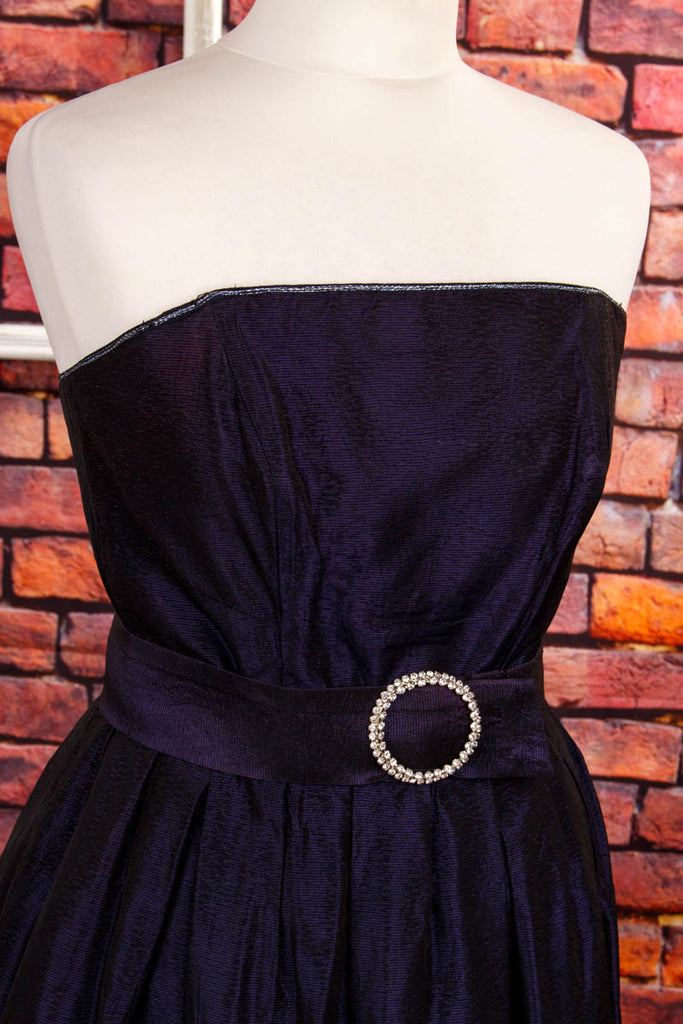 60s Cocktailkleid lila Taft 60er Abendmode Frau lila Rockabilly S 36-38 Special XS 32-34 vintageberlin.de