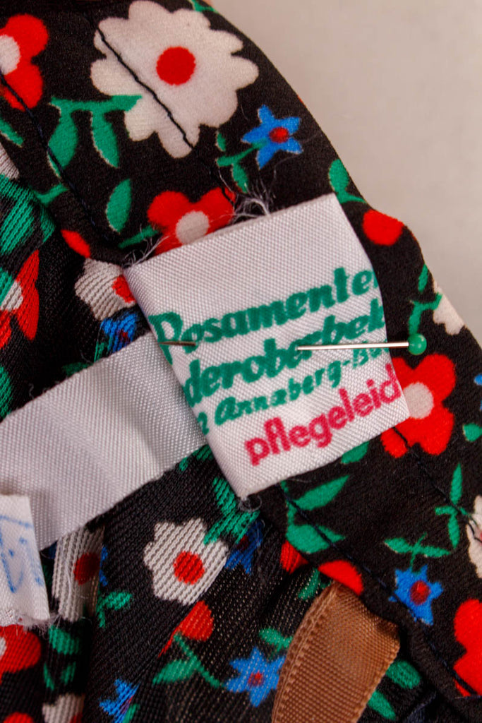 70s Blümchenrock bunt 70er bunt DDR Frau Hippie Rockabilly Special XS 32-34 vintageberlin.de