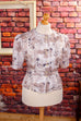 VEB Bluse beige tailliert 70er 80er beige Boho DDR Disco Frau grau M 40-42 Rockabilly Schlager Special vintageberlin.de