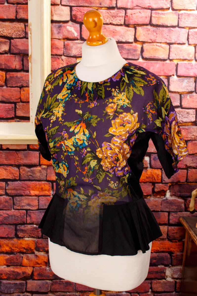 Vintage Bluse lila schwarz Blumen