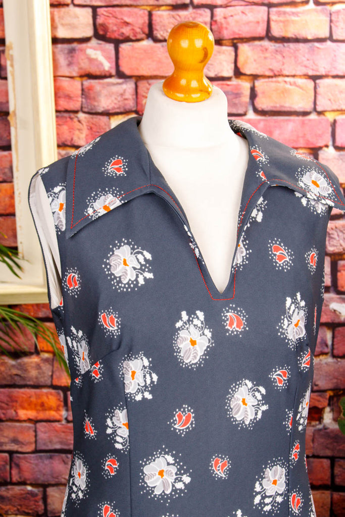 70er Schlagerkleid grau Blumen 60er 70er Boho Disco Frau grau M 40-42 real-boho real-rockabilly Schlager Special vintageberlin.de