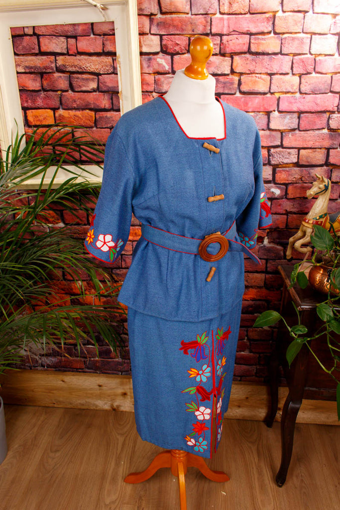 60s Boho Kostüm blau bunt bestickt 60er 70er blau Boho bunt Disco Frau Hippie real-boho real-rockabilly Rockabilly S 36-38 Schlager Special vintageberlin.de