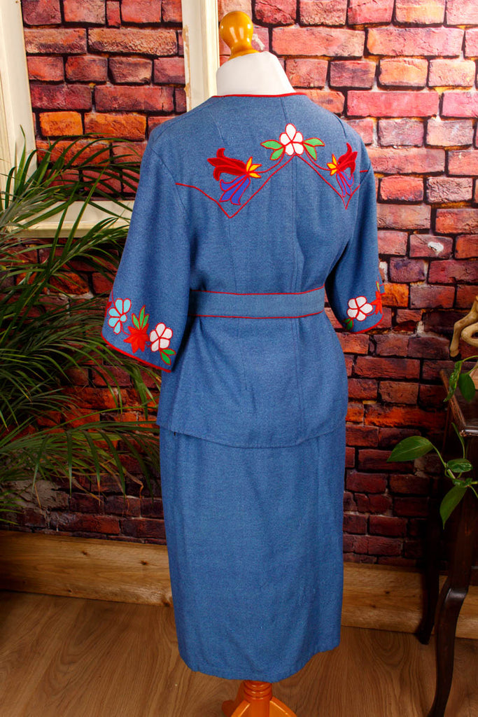 60s Boho Kostüm blau bunt bestickt 60er 70er blau Boho bunt Disco Frau Hippie real-boho real-rockabilly Rockabilly S 36-38 Schlager Special vintageberlin.de