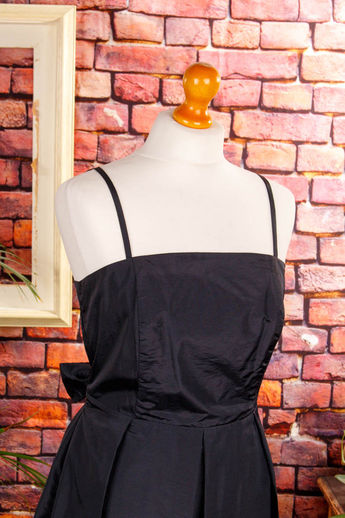 Partykleid schwarz Taft Abendmode Frau M 40-42 schwarz vintageberlin.de