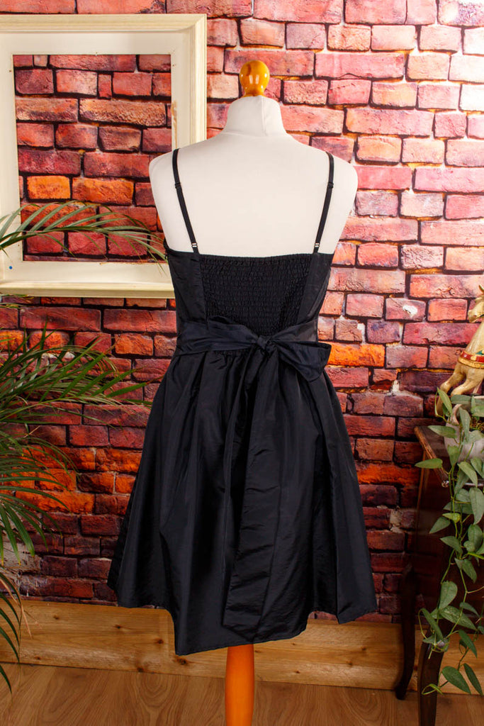Partykleid schwarz Taft Abendmode Frau M 40-42 schwarz vintageberlin.de