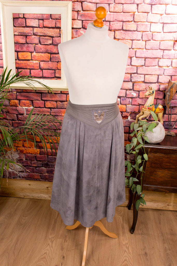 Veloursleder Rock grau weit 90er Boho Frau grau L 44-46 M 40-42 Special vintageberlin.de