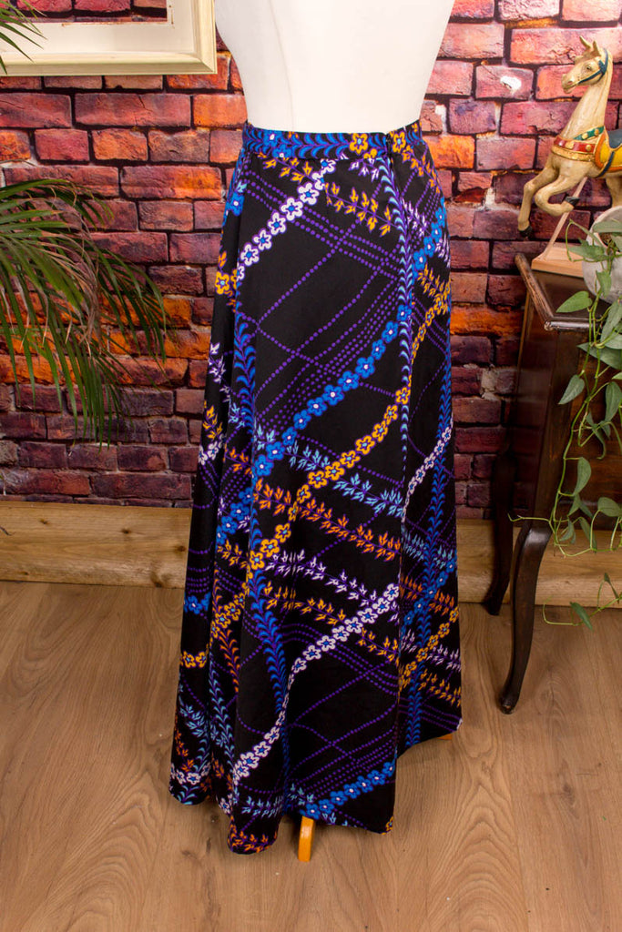 70er Jahre Hippierock lang bunt 70er Boho bunt Frau Hippie real-boho S 36-38 Schlager Special XS 32-34 vintageberlin.de