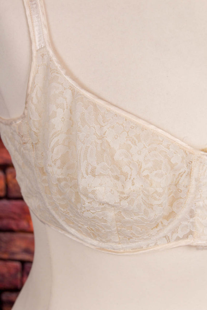 Vintage BH Vorderverschluss weiß 60er 70er Boho Frau M 40-42 Rockabilly S 36-38 Sekretärin Special weiß vintageberlin.de