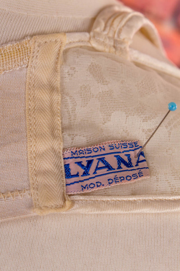 Vintage BH Vorderverschluss weiß 60er 70er Boho Frau M 40-42 Rockabilly S 36-38 Sekretärin Special weiß vintageberlin.de