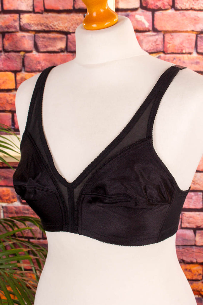 Vintage BH schwarz Bralette Default Title 70er 80er Frau Gothic Rockabilly S 36-38 schwarz vintageberlin.de