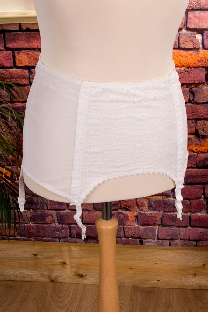 sexy Hüftmieder weiß Default Title 80er Frau L 44-46 real-rockabilly Rockabilly Sekretärin weiß XL 48-50 vintageberlin.de