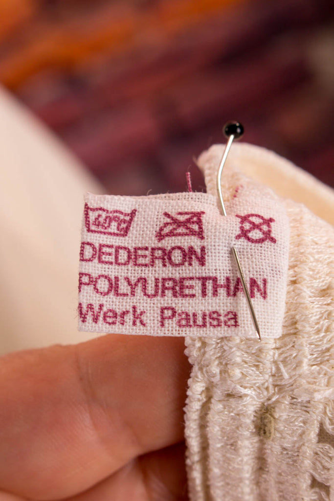 DDR Hüftmieder weiß 70er DDR Disco Frau L 44-46 real-disco real-rockabilly Rockabilly Sekretärin Special weiß vintageberlin.de