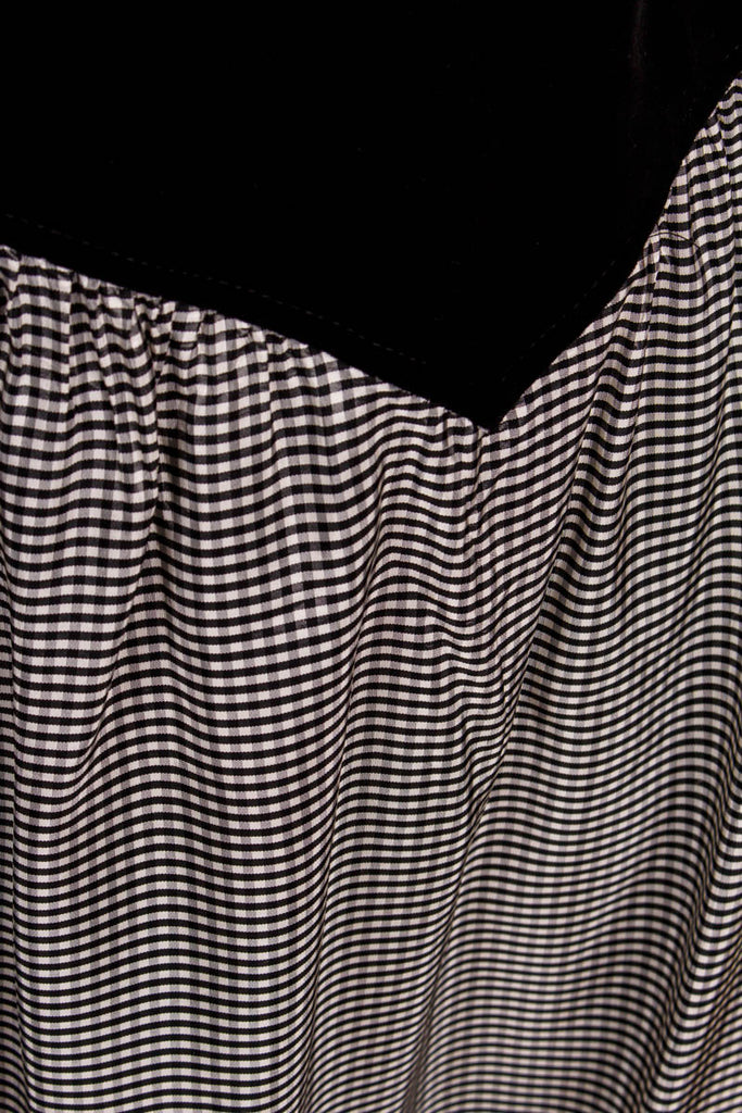 Nostalgie Rock schwarz-weiß kariert 70er 80er Abendmode Boho Frau Gothic grau Rockabilly S 36-38 schwarz Special viktorianisch vintageberlin.de