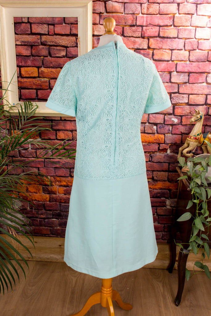 Stretchkleid pastell türkis Spitze 60er 70er Boho Disco Frau M 40-42 real-disco real-rockabilly Rockabilly Schlager Special türkis vintageberlin.de