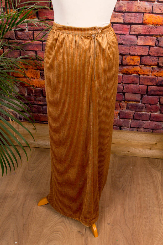 DDR Cordrock schmal gold 70er 80er Boho DDR Disco Frau gold real-boho real-disco Rockabilly S 36-38 Special vintageberlin.de