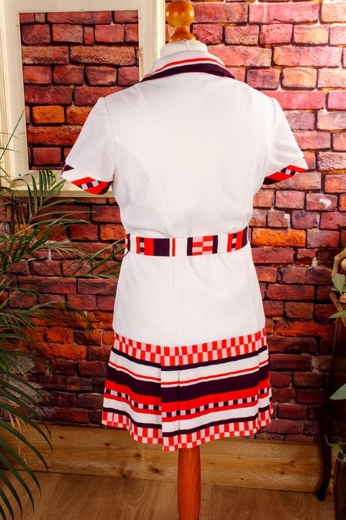 Disco Minikleid weiß rot Muster 60er 70er bunt Disco Frau M 40-42 real-disco real-rockabilly Rockabilly rot Schlager Special weiß vintageberlin.de