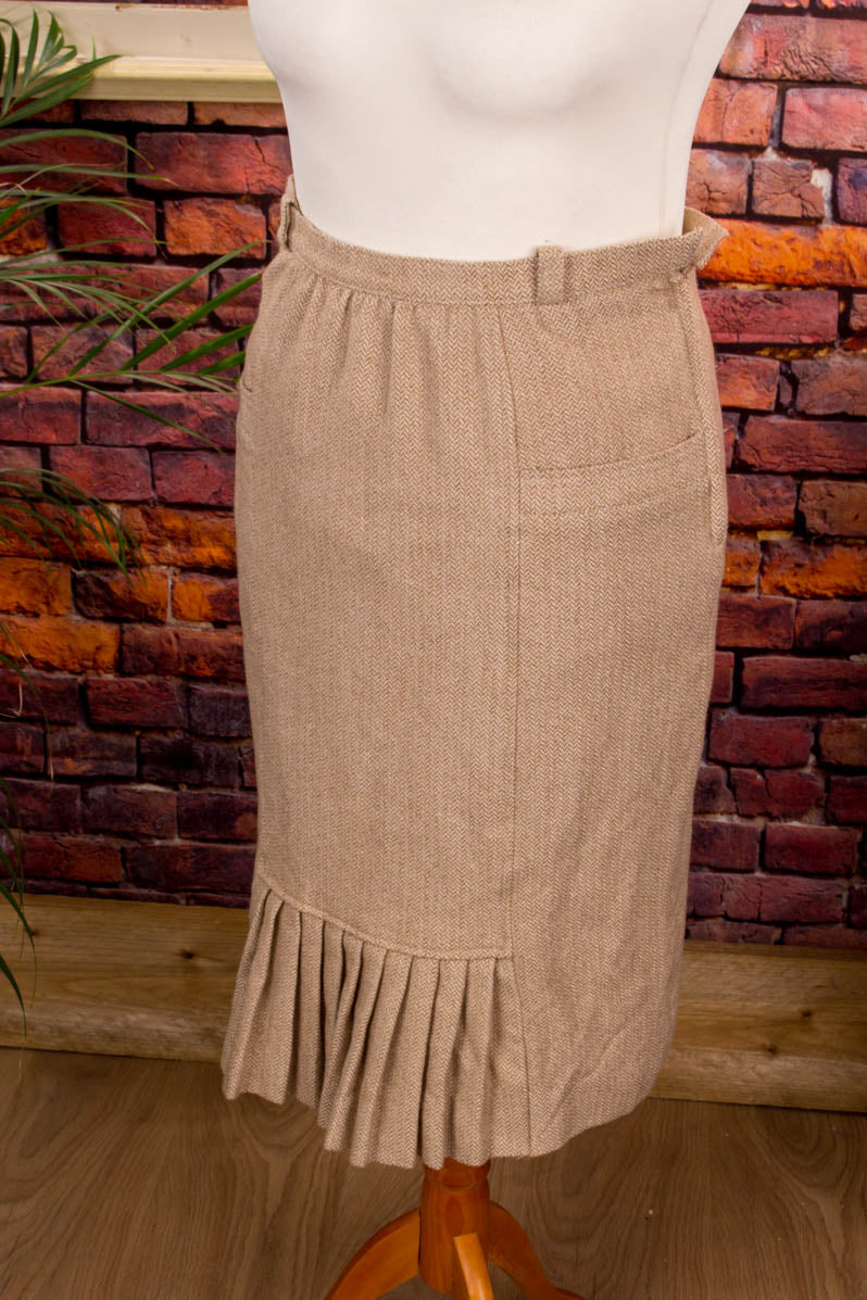 Winter Wollrock beige Fischgrät