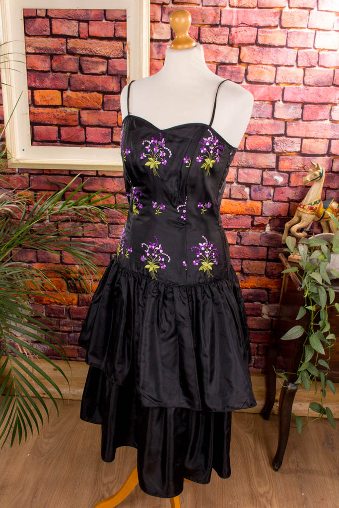 Cocktailkleid schwarz Veilchen 90er Abendmode Frau Gothic S 36-38 schwarz Special vintageberlin.de