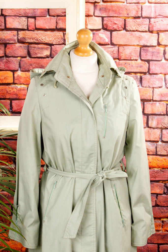 70s Trenchcoat Mantel zart grün Nieten 70er Boho DDR Frau grün M 40-42 Rockabilly S 36-38 Special vintageberlin.de