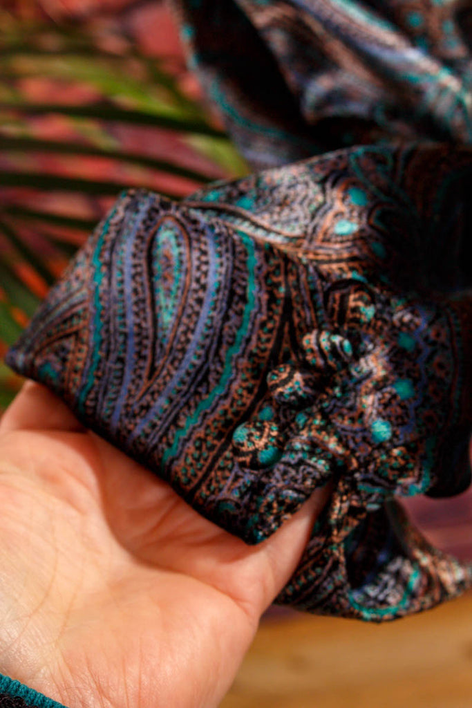 Paisley Samt Blazer festlich 80er 90er Abendmode Boho bunt Disco Frau S 36-38 Special vintageberlin.de