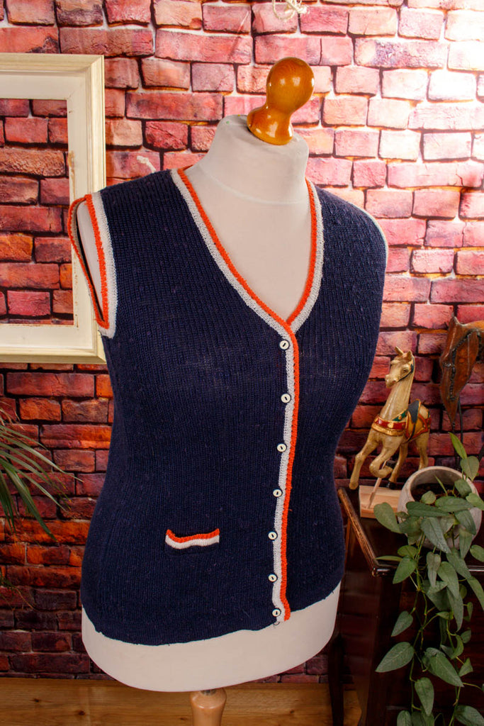 70s Pullunder Weste blau 70er blau bunt Disco Frau M 40-42 Rockabilly Special vintageberlin.de