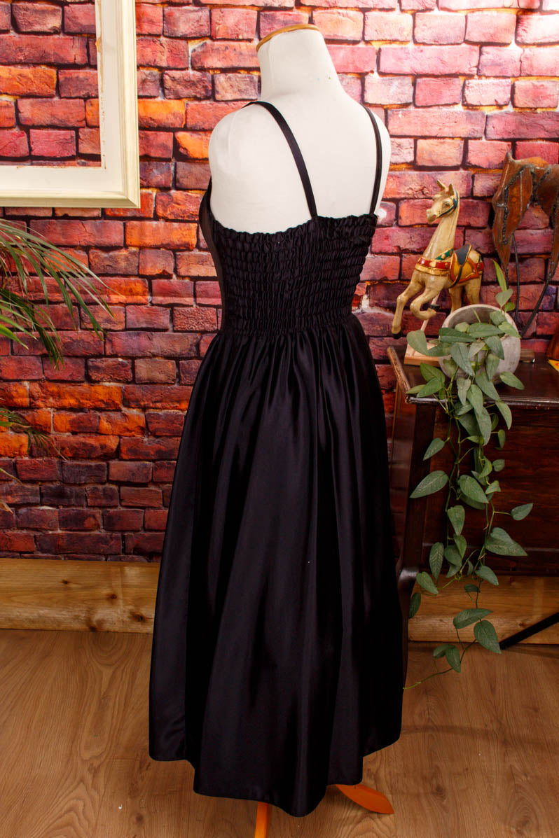 Gothic Tanzkleid schwarz Satin