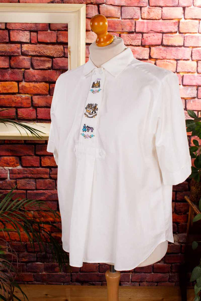 Landhaus Bluse weiß bestickt