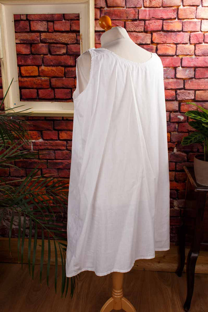 antikes Unterkleid Monogramm FM