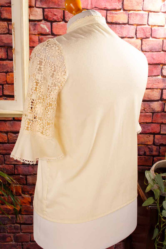 Trachtenbluse beige Stehkragen