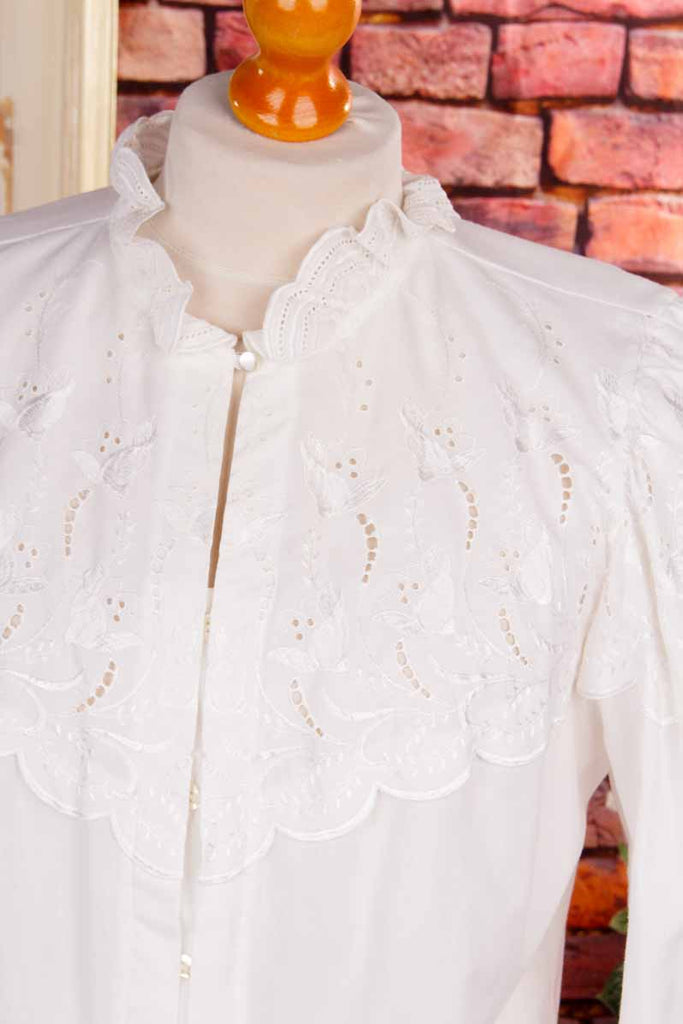 Rüschenbluse weiß Spitze Stehkragen