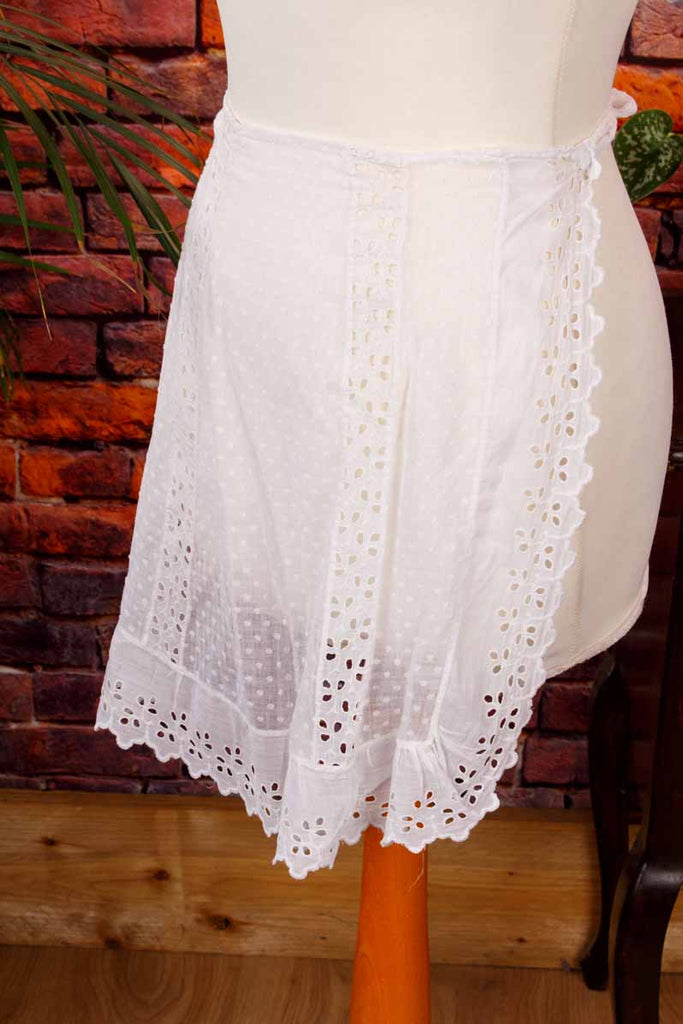 zarte schürze weiß Lochspitze