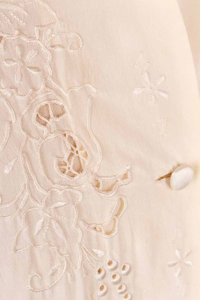 elegante Seidenbluse Lochmuster