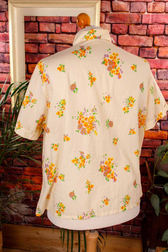 70er Blümchenbluse Megakragen