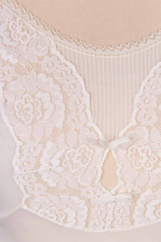 zartes Unterkleid weiß Spitze