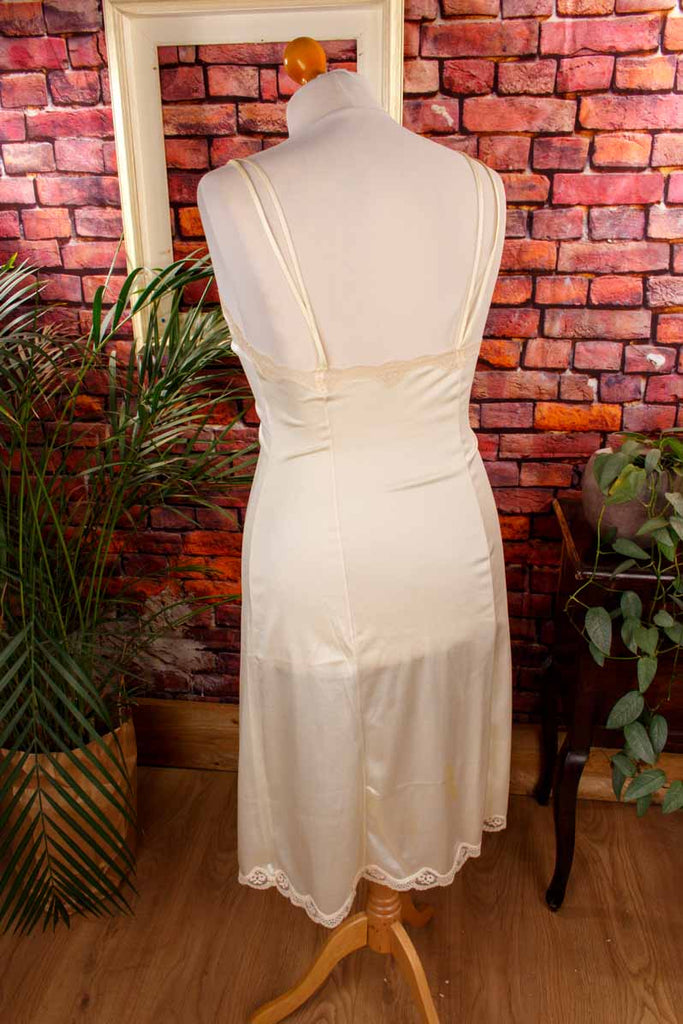 Triumph Negligee beige
