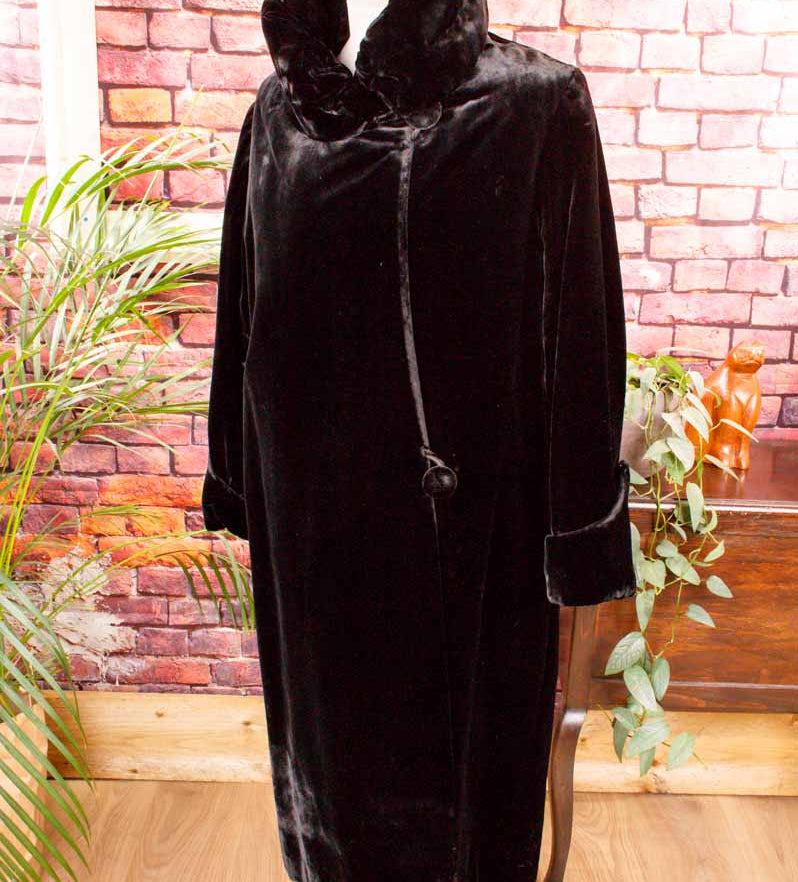 1920s Samtmantel schwarz