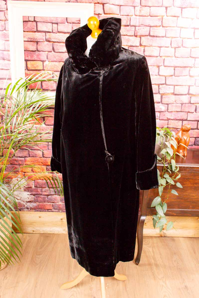 1920s Samtmantel schwarz