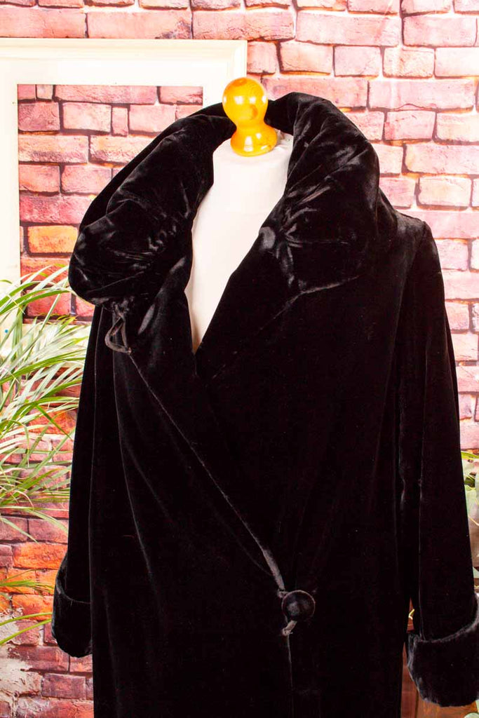 1920s Samtmantel schwarz